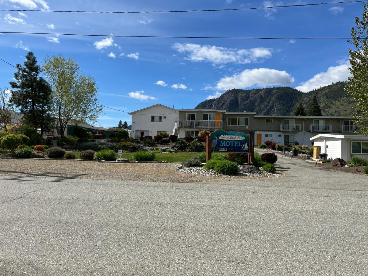 Holiday Beach Resort Motel Okanagan Falls Ngoại thất bức ảnh